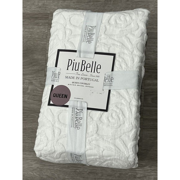 PiuBelle Portugal QUEEN Textured Woven Roses Quilt Coverlet White Bedspread NEW - Picture 1 of 5